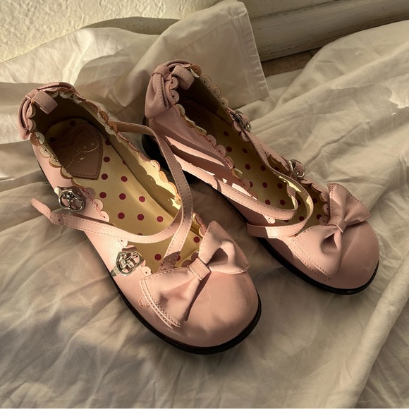 Pink Strappy Ballet Flats with Bows - Picture 8 of 8